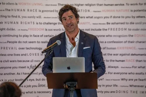 Matt Bird bei Humanity 2.0 Vatikan PR