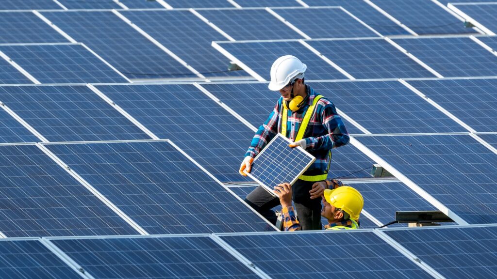 Iberdrola installs Spain's largest solar community that will enable 1,100 families to reduce their bills