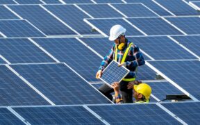 Iberdrola installiert Spaniens größte Solaranlage, die es 1,100 Familien ermöglicht, ihre Rechnungen zu senken