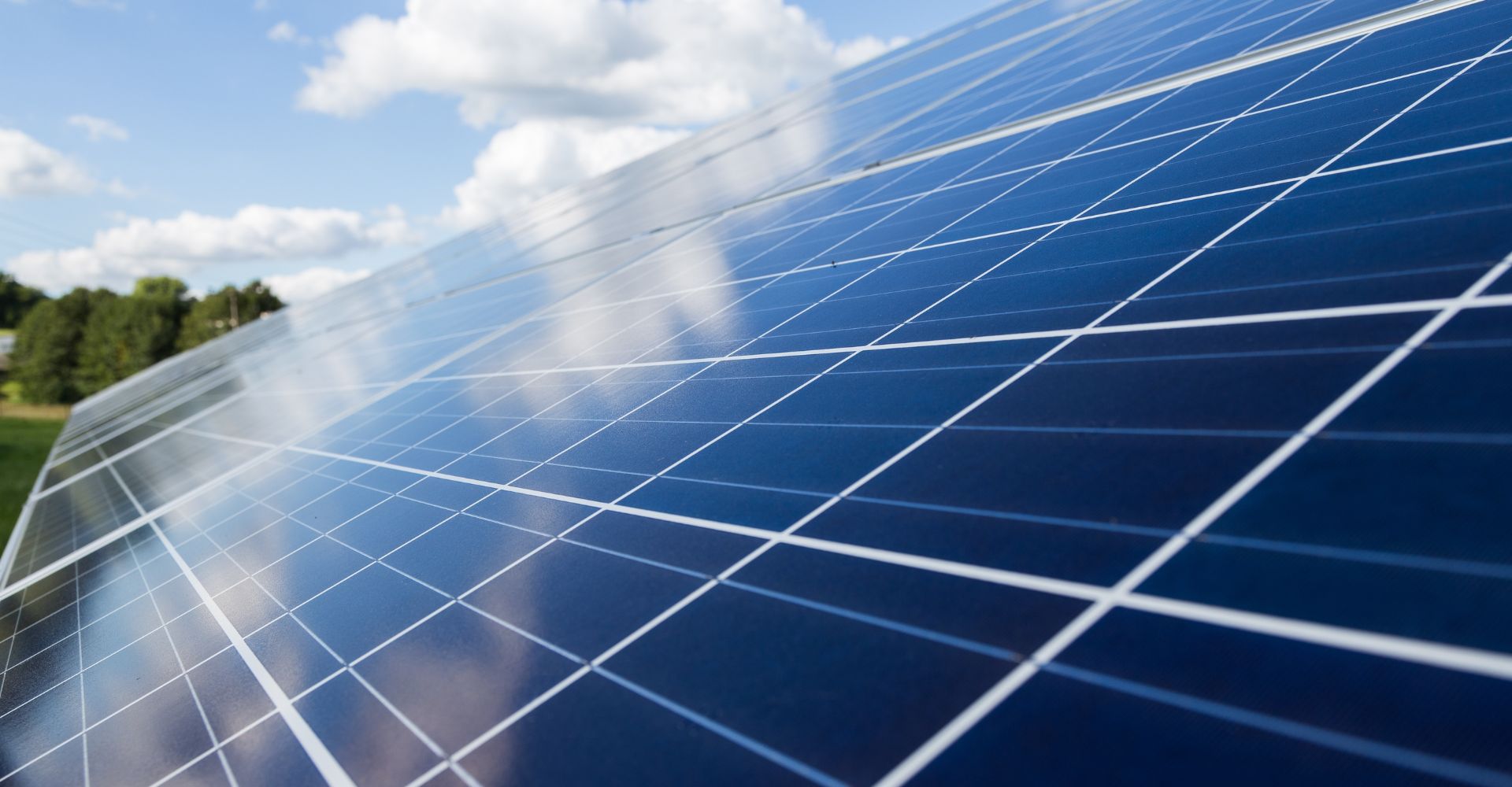 Производство солнечной энергии. Photovoltaic Solar Energy. Solar photovoltaic Panels. Фотовольтаика Солнечная Энергетика. Энергия солнца.