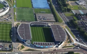 Man City is van plan om van trainingsfaciliteit een van de grootste producenten van hernieuwbare energie in het voetbal te maken