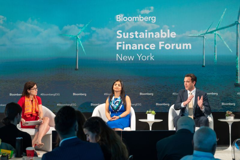 Bloomberg Forum Poll Highlights ESG Data Gaps and ISSB Reporting Challenges