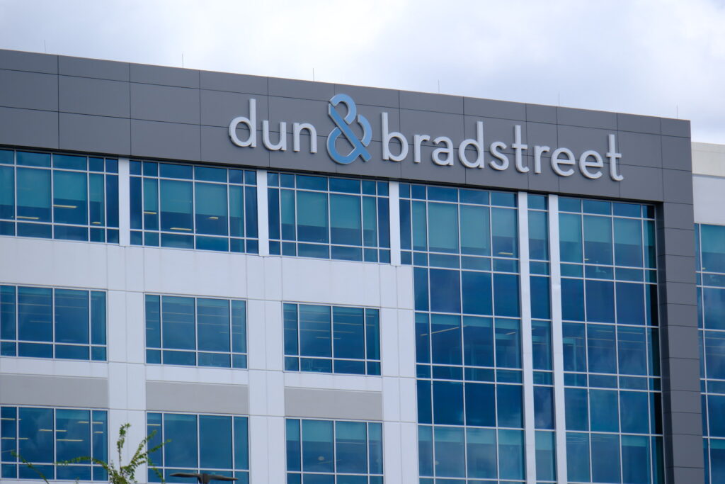 ICE and Dun & Bradstreet Launch Climate Risk Data Service to Help Assess ESG Risks