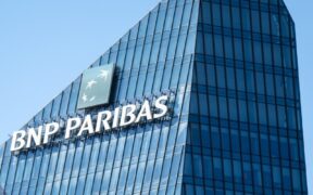 BNP Paribas Asset Management Halts Investments in New Oil and Gas Bonds