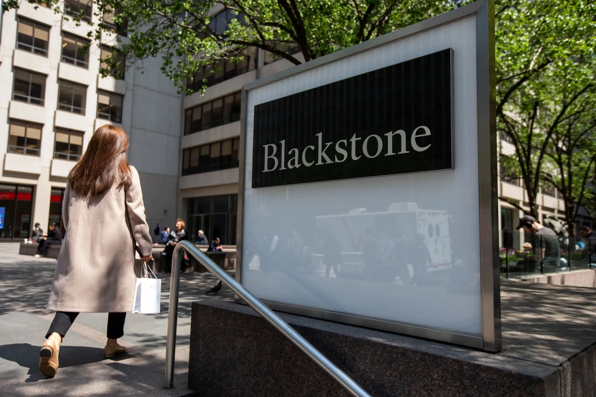 Blackstone Acquires $1B Santander Loans, Boosting Sustainable Infrastructure Investments