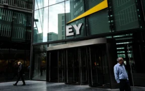 EY Survey: 85% of Investors See Greenwashing as a Growing Problem in ESG Reporting