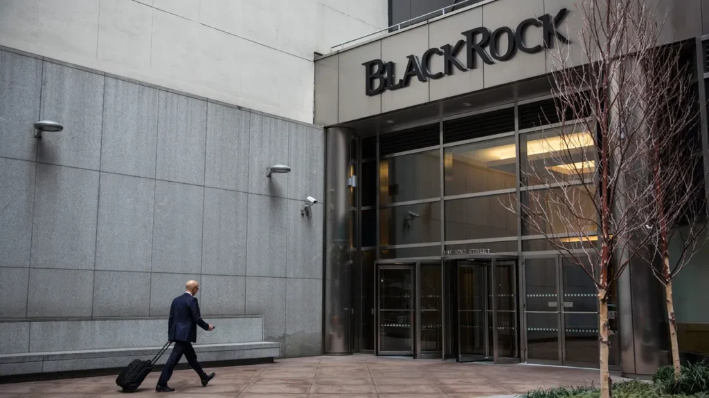 BlackRock Unveils UK Brown to Green Fund to Back Low-Carbon Transition in Materials Sector