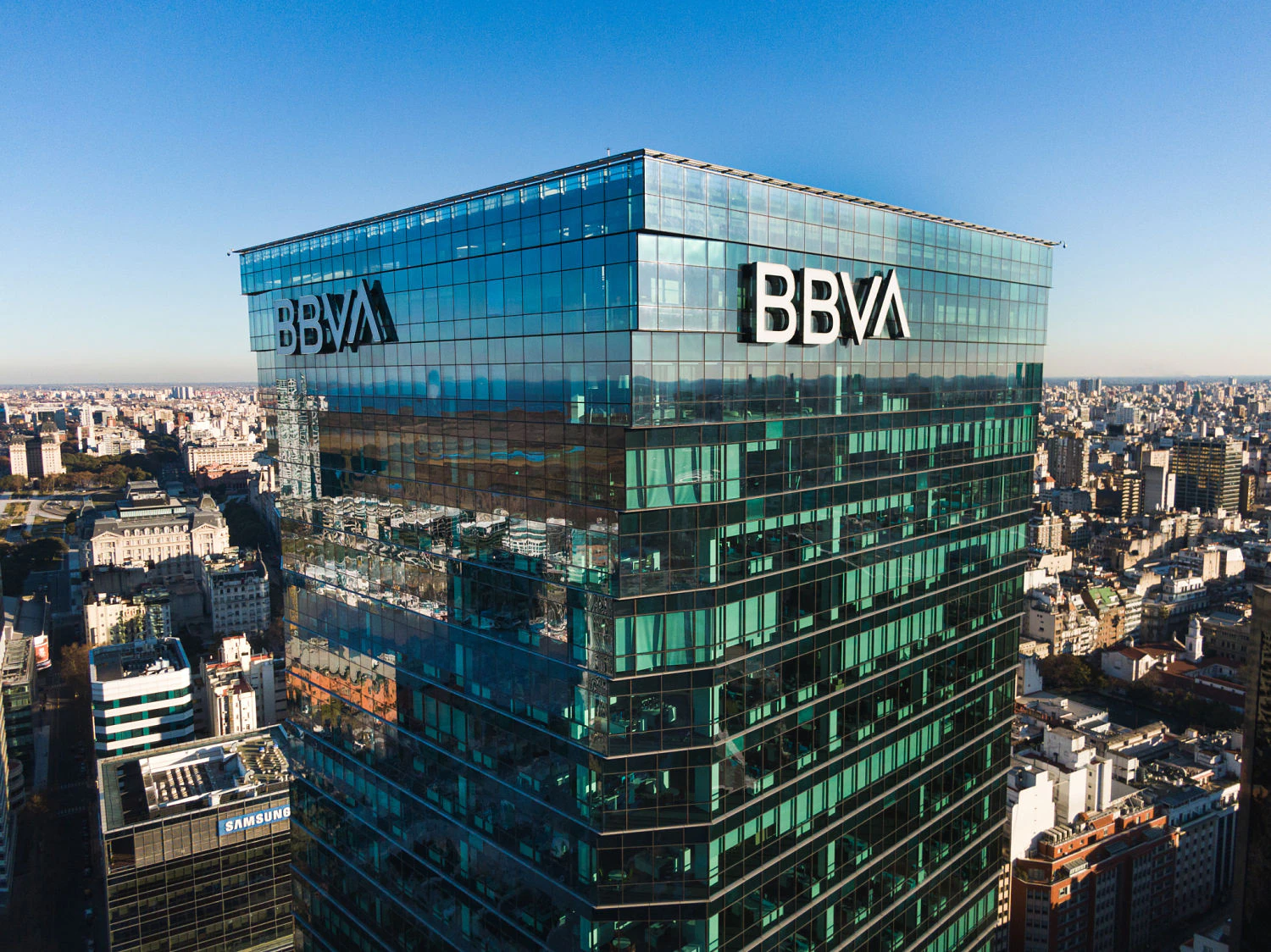 BBVA Sets €700 Billion Sustainable Business Target for 2025-2029, Doubling Previous Goal