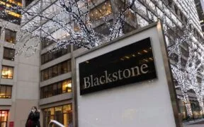 Blackstone fecha fundo de transição energética de US$ 5.6 bilhões, 33% maior que o antecessor