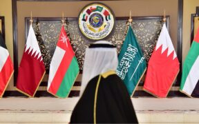 GCC Nations Pledge $100B for Renewable Energy to Cut Emissions by 20% by 2030