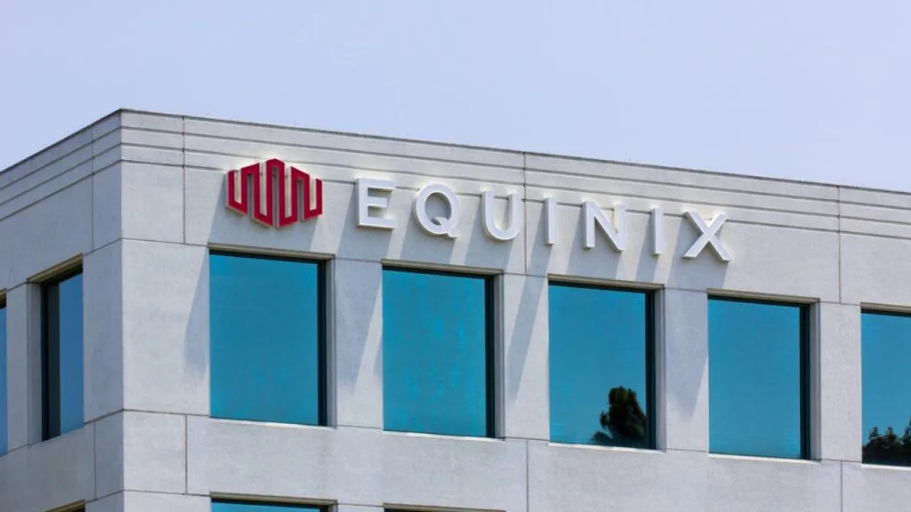 Equinix выпускает первые зеленые облигации в Сингапуре, привлекая 375 миллионов долларов на устойчивые центры обработки данных