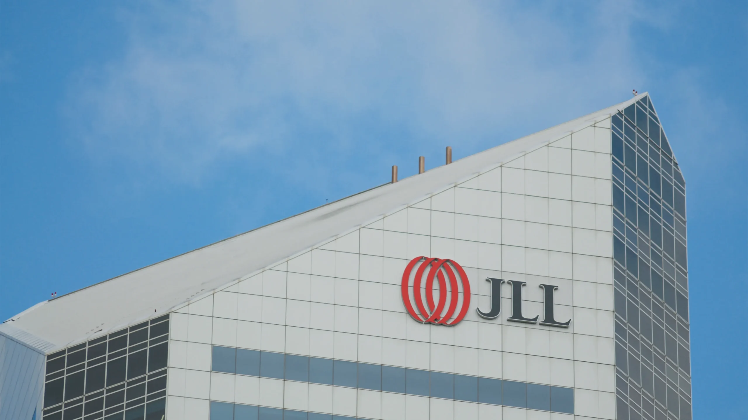 JLL to Acquire Javelin Capital to Boost U.S. Clean Energy Investment Banking Capabilities