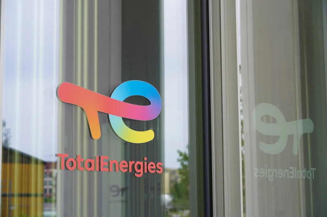 TotalEnergies, RWE Sign Germany’s Largest Green Hydrogen Deal to Cut 300,000 Tons of CO2