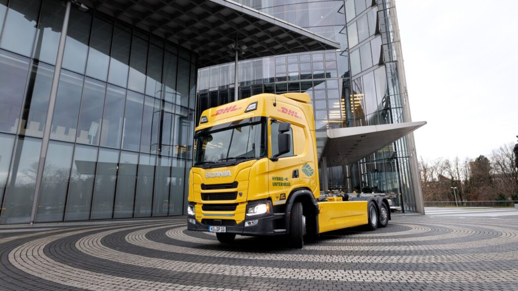 DHL’s Scania-Built E-Truck Cuts CO2 Emissions by 90% in 100-Day Pilot