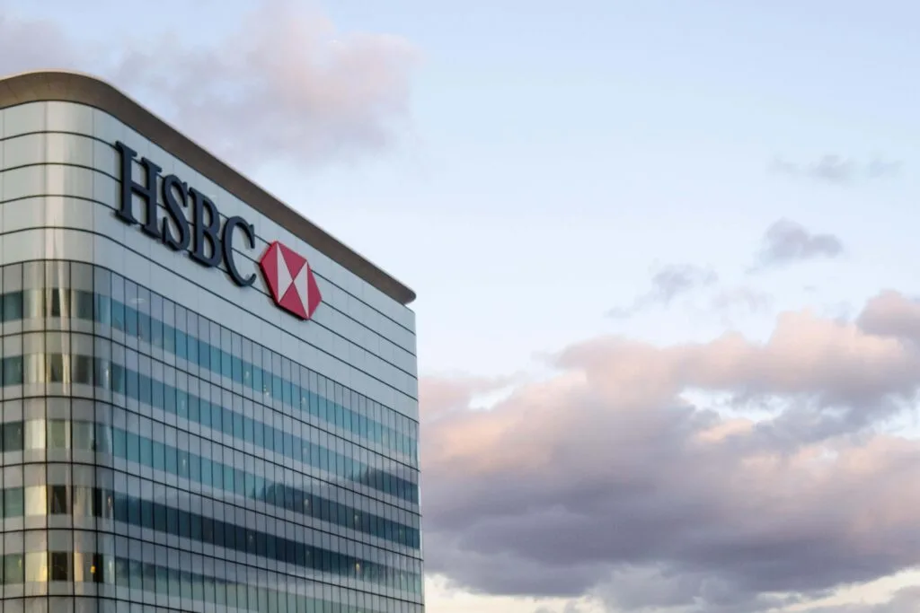 HSBC Pressured by £1.2 Trillion Investor Group to Reaffirm Climate Commitments