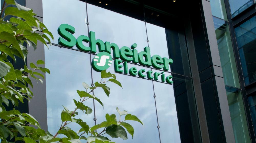 Schneider Electric Launches Low-Carbon Building Program, Cutting Emissions by 572 Tons in Dubai
