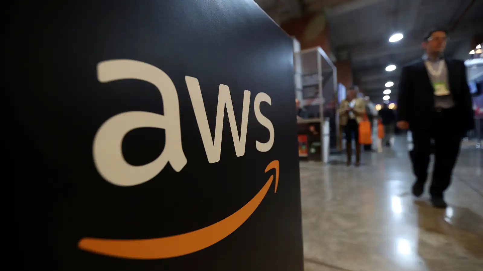 Amazon AWS Achieves 53% Progress Toward 2030 Water Positive G