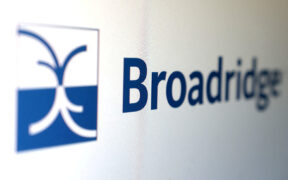 Broadridge 和 Novisto 推出集成平台，简化可持续发展报告