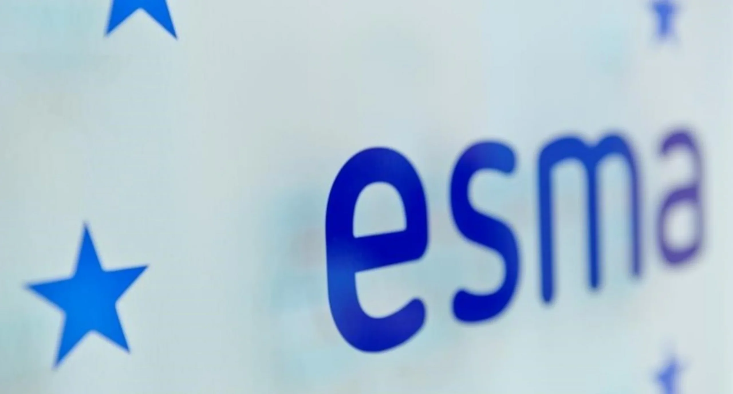 ESMA Sets Emissions Reduction Targets for 2027 and 2030 in First Climate Transition Plan