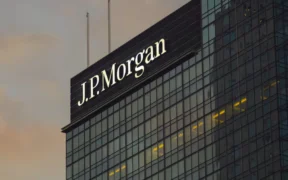 J.P. Morgan’s Kinexys Partners with S&P Global to Pilot Blockchain for Carbon Markets