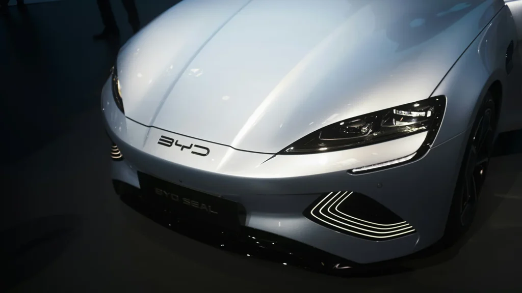 Aposta global de veículos elétricos da BYD: um gigante surge silenciosamente