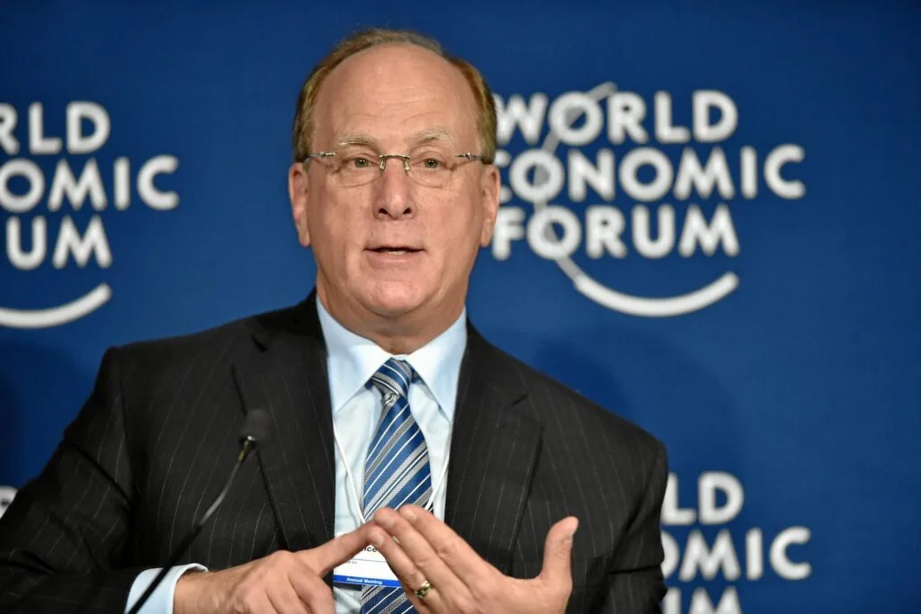 Larry Fink van BlackRock benoemd tot interim-covoorzitter van het WEF