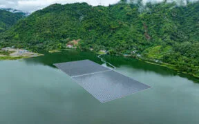 Philippines Connects First 4.99 MW Floating Solar Plant to Grid
