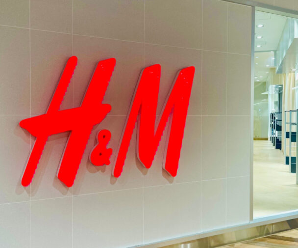 H&M Secures Renewable Power From Sweden’s Largest Solar Farm