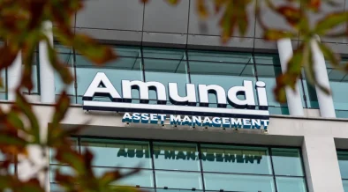 La coalición liderada por Cambridge otorga a Amundi un mandato de 635 millones de dólares para un fondo libre de combustibles fósiles.