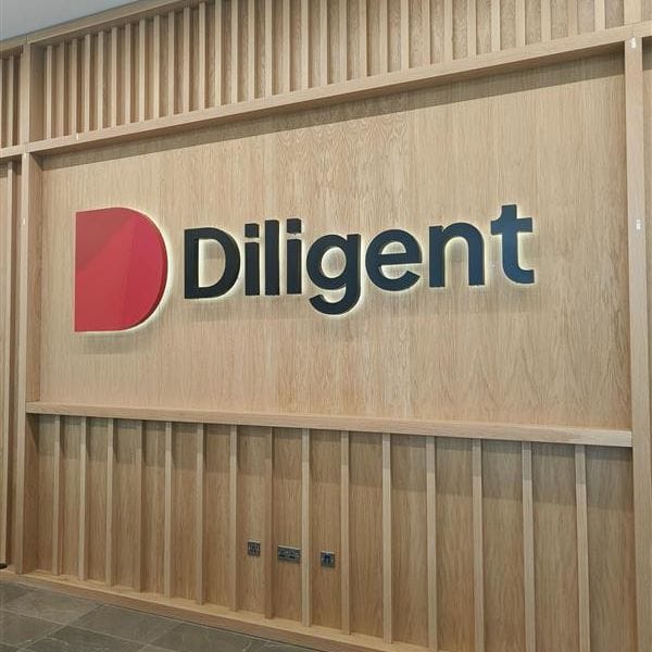 Diligent, Persefoni Form Strategic Partnership to Advance AI-Driven Sustainability Reporting