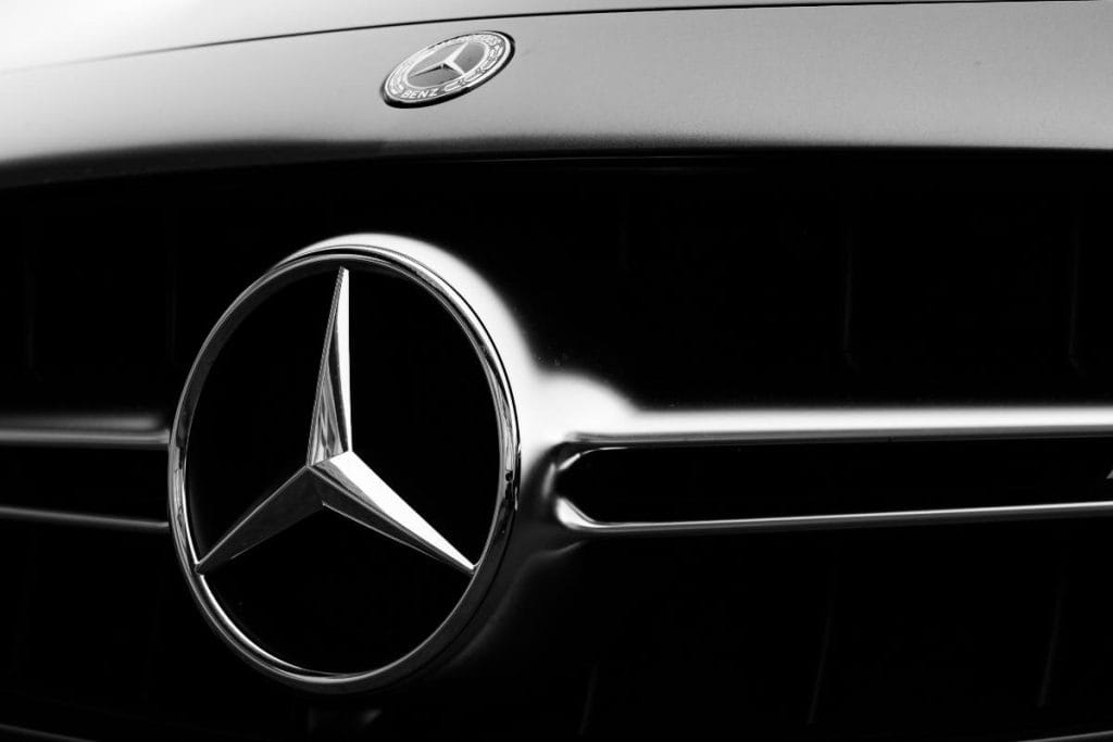Mercedes-Benz Partners with Norsk Hydro to Cut EV Emissions with Low-Carbon Aluminium