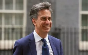 UK Clean Energy Jobs Plan to Create 400,000 New Roles by 2030