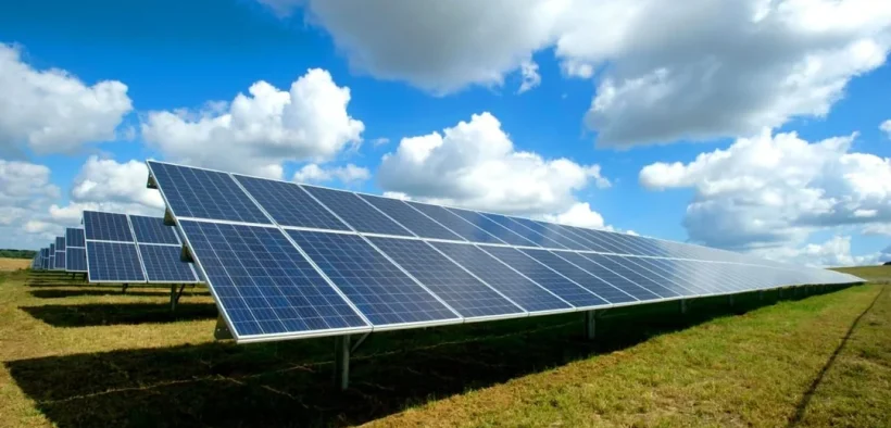 China’s Solar Build Accelerates in October as Developers Push Toward a Potential 300 GW Year