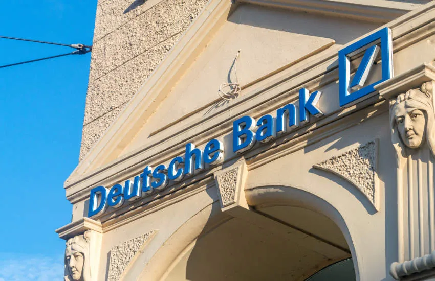 Deutsche Bank vise 1 000 milliards de dollars de financements durables et de transition d'ici 2030