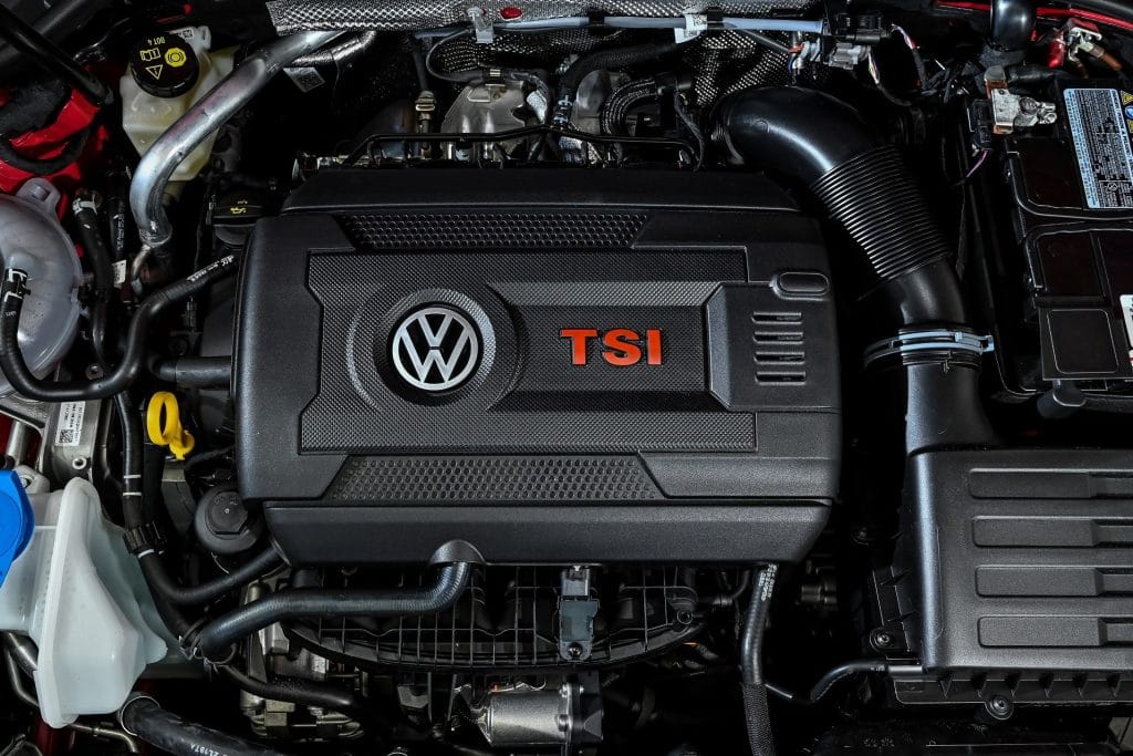 Germany Pushes EU to Revisit 2035 Combustion Engine Ban as Industry Pressure Rises