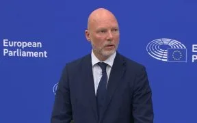 EU Parliament Approves Omnibus I Package to Cut Sustainability Reporting and Due Diligence Rules