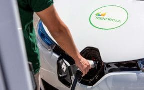 Iberdrola, Airbus Deploy Nearly 500 EV Chargers Across Spanish Aerospace Sites