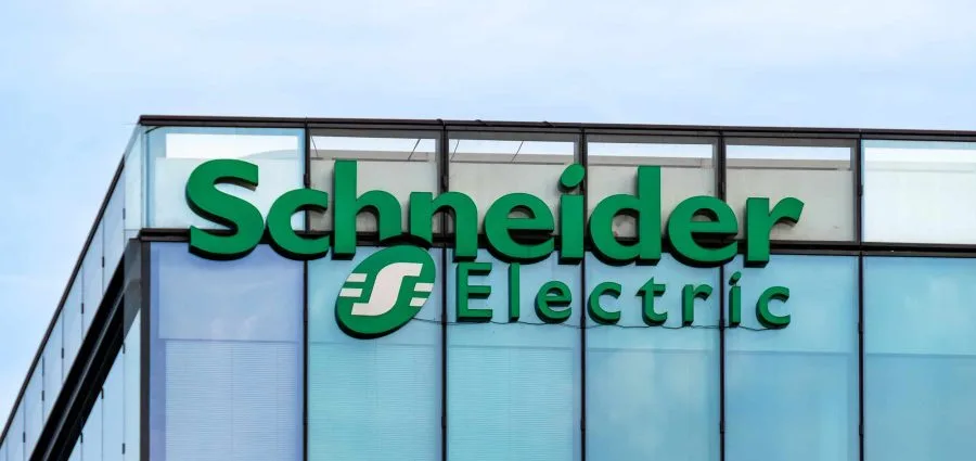 Schneider Electric Launches Advisor+ to Accelerate Corporate Decarbonization