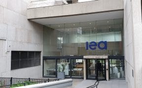 IEA Forecasts Renewables And Nuclear To Reach 50% Of Power Mix By 2030