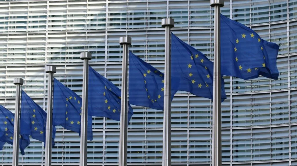 EU Cuts Grid Funding Plan as Power Demand and Renewable Bottlenecks Rise